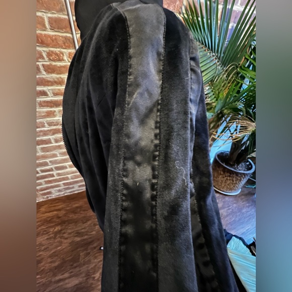 Reversible Blanc Noir Jacket - Picture 6 of 6